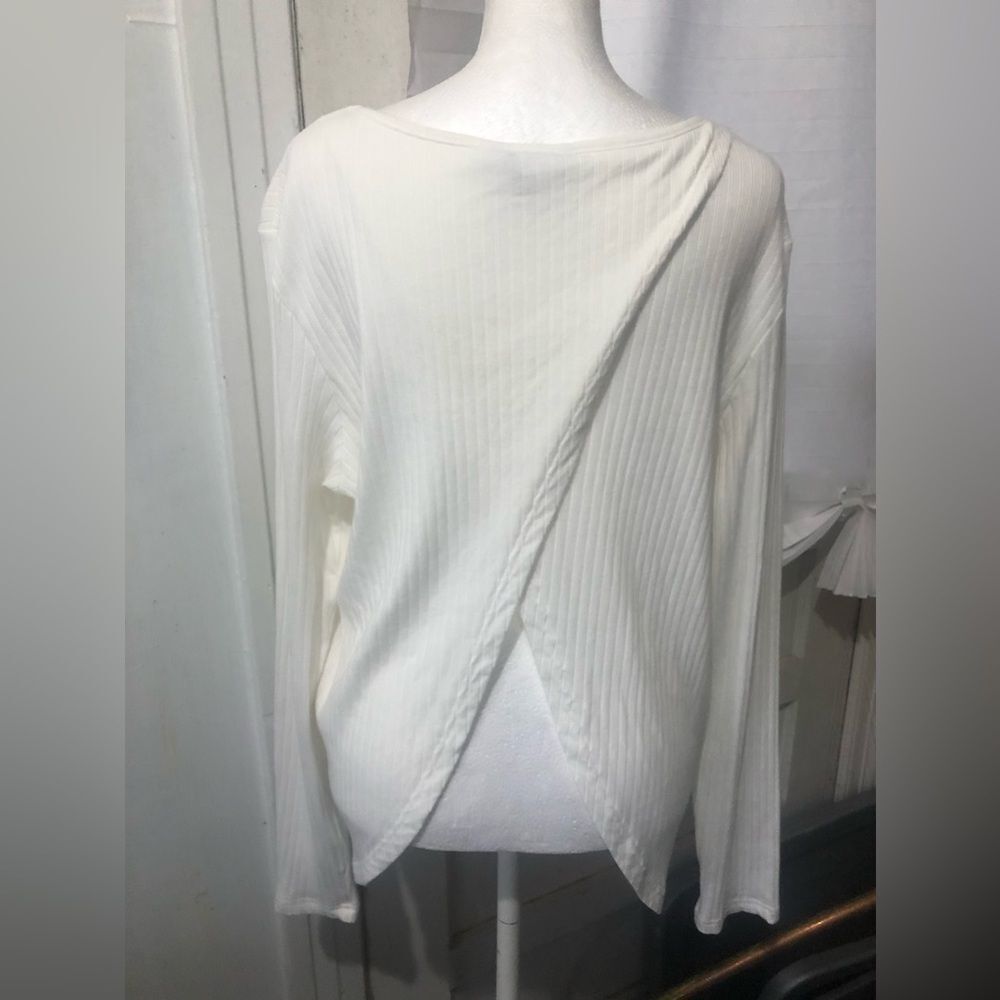 Shein white open back long sleeve sweater  size large